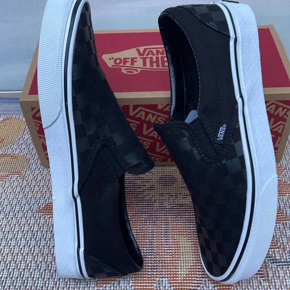 Vans WMNS Classic Slip-On (Checkerboard)Black/BlackVN000EYE276Sneakers